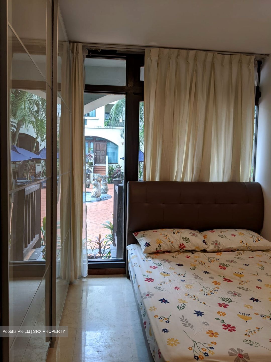 Holland Road (D10), Condominium #575417441